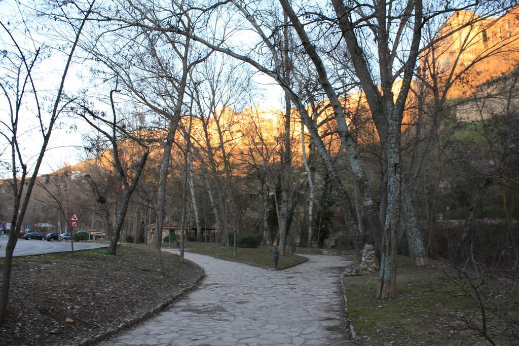 Apartamento La Biblioteca En Cuenca Куенка Екстериор снимка